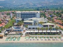 Хотел Palm Wings Beach Resort & SPA Kusadasi