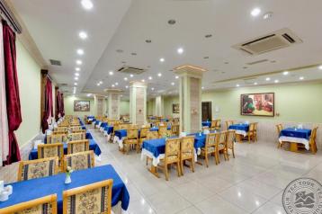 Хотел Grand Lukullus