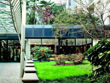 Хотел Ibis Milano Centro