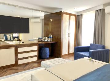Suite room