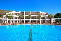 Хотел Latanya Beach Resort 4