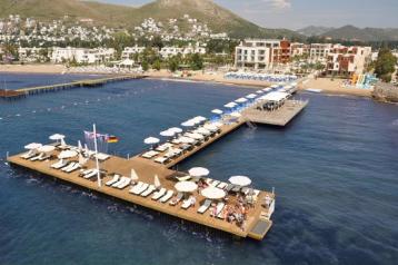 Хотел Sundance Resort 5*