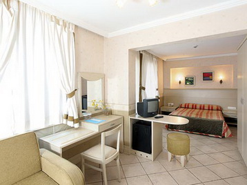 Noa Club Nergis Beach 4* - стандартна стая