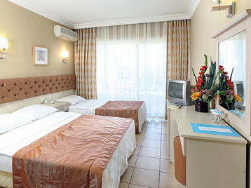 Noa Club Nergis Beach 4* - стандартна стая за 3-ма