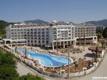 Хотел Ideal Prime Beach