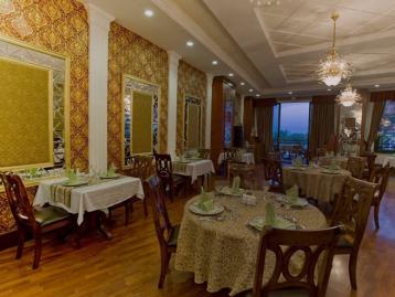 Delphin Palace Deluxe Collection, Lara - ресторант