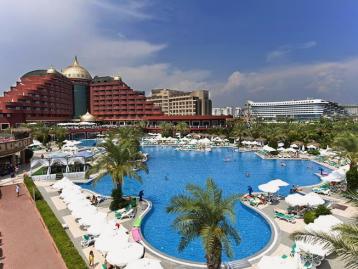 Delphin Palace Deluxe Collection, Лара - занимания