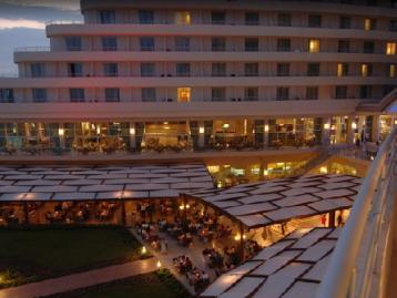 Хотел Miracle Resort, Лара - фасада
