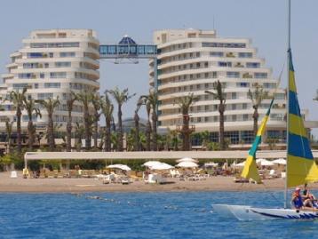 Хотел Miracle Resort, Лара - фасада