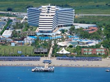 Хотел Titanic Deluxe Beach Resort - общ изглед