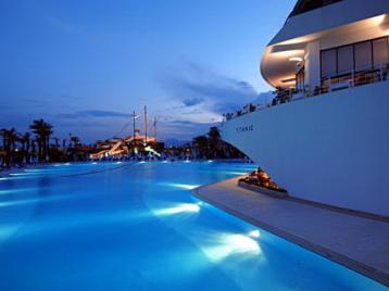 Хотел Titanic Deluxe Beach Resort - общ изглед