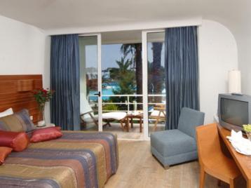 Хотел Titanic Deluxe Beach Resort - стая