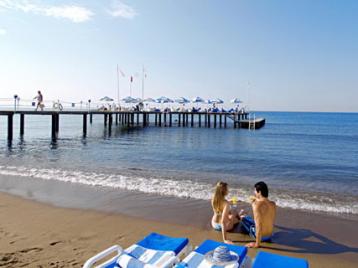 Хотел Titanic Deluxe Beach Resort - плаж