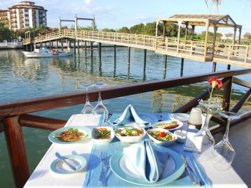 Letoonia Golf Resort - хранене и ресторант