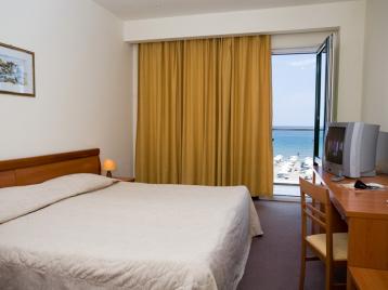 Club Hotel Evrika Beach - апартамент