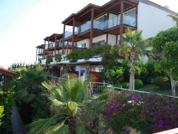Delta Beach Resort - фасада