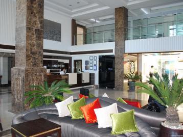 Delta Beach Resort - лоби