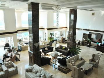 Delta Beach Resort - лоби