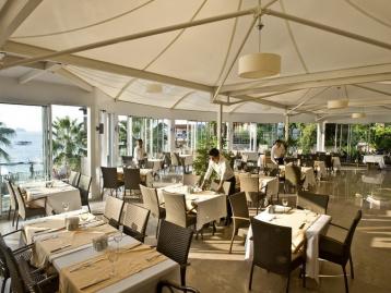 Delta Beach Resort - ресторант