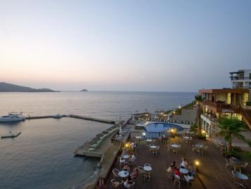 Delta Beach Resort - бар