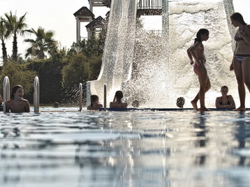Cornelia Deluxe Resort - водна пързалка