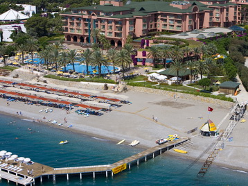 Хотел Fantasia Deluxe Kemer - фасада