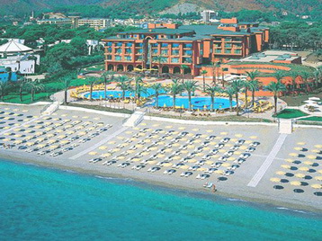 Хотел Fantasia Deluxe Kemer - фасада