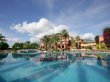 Хотел Fantasia Deluxe Kemer - фасада