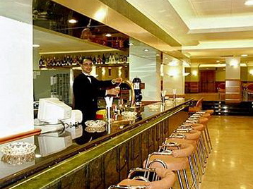 H Top Pineda Palace 4*, Коста Брава - бар