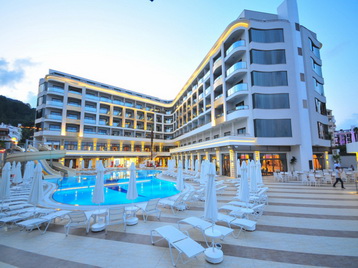 Хотел Goledn Rock Beach, Мармарис - фасада