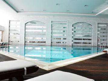 Хотел Baia Bodrum - басейн