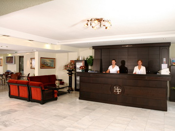 Хотел Elinotel Polis - рецепция