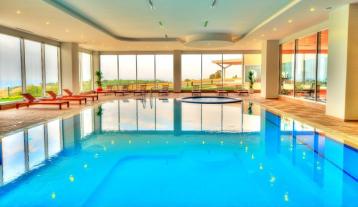 Хотел Ramada Tekirdag 5*, басейн