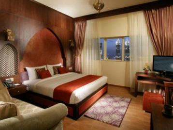 Хотел Auris First Central Apartments 4*, Дубай