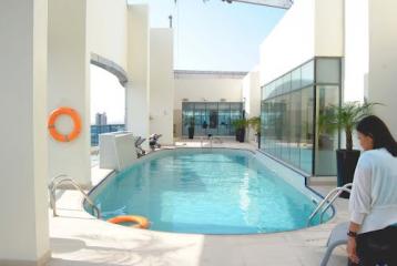 Хотел Auris First Central Apartments 4*, Дубай