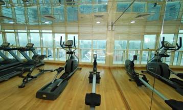 Хотел Auris First Central Apartments 4*, Дубай