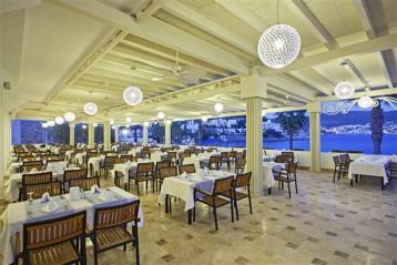 Хотел Voyage Bodrum 5*, ресторанти и барове