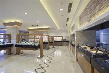 Хотел Voyage Bodrum 5*, ресторанти и барове