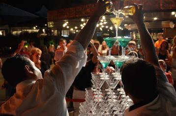 Хотел Simena Sun Club HV-1, ресторанти и барове