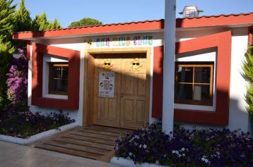 Хотел Simena Sun Club HV-1, за децата